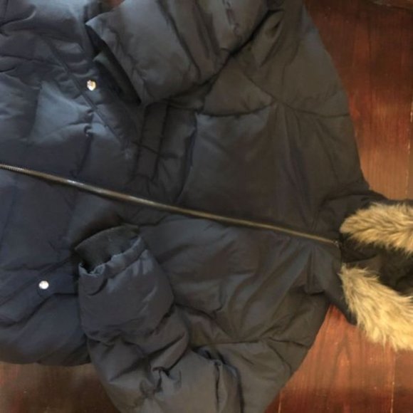 Old Navy Winter Bomber Jacket - Picture 3 of 5